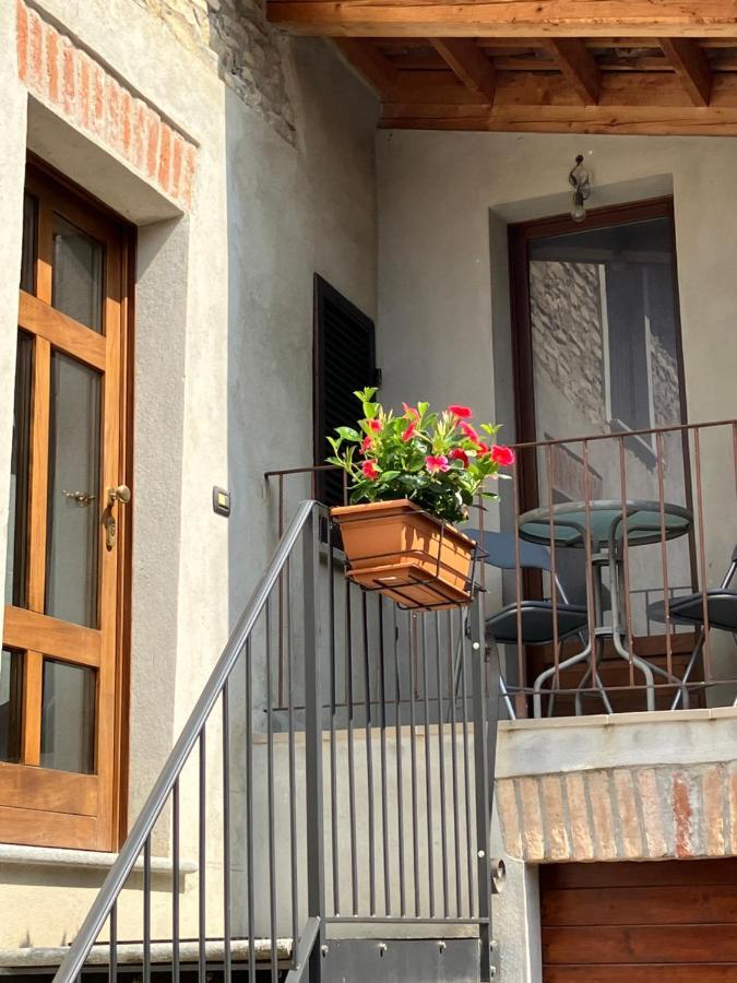Apartament Un Passo Dal Castello Barolo Zewnętrze zdjęcie